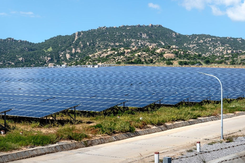 Tout ce qu'il faut savoir sur les fermes solaires
