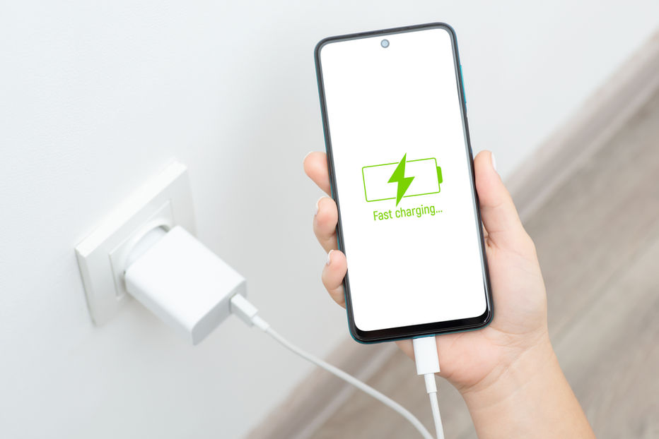 Comprendre la consommation d'un chargeur de téléphone